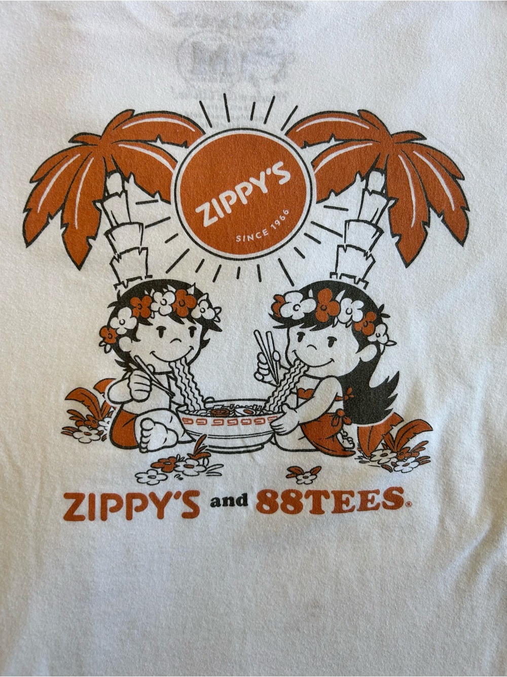 88Tees x Zippy’s Hawaii Graphic Tee Medium